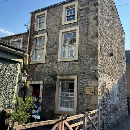 Sycamore - District Hiking & Rivers * Cockermouth